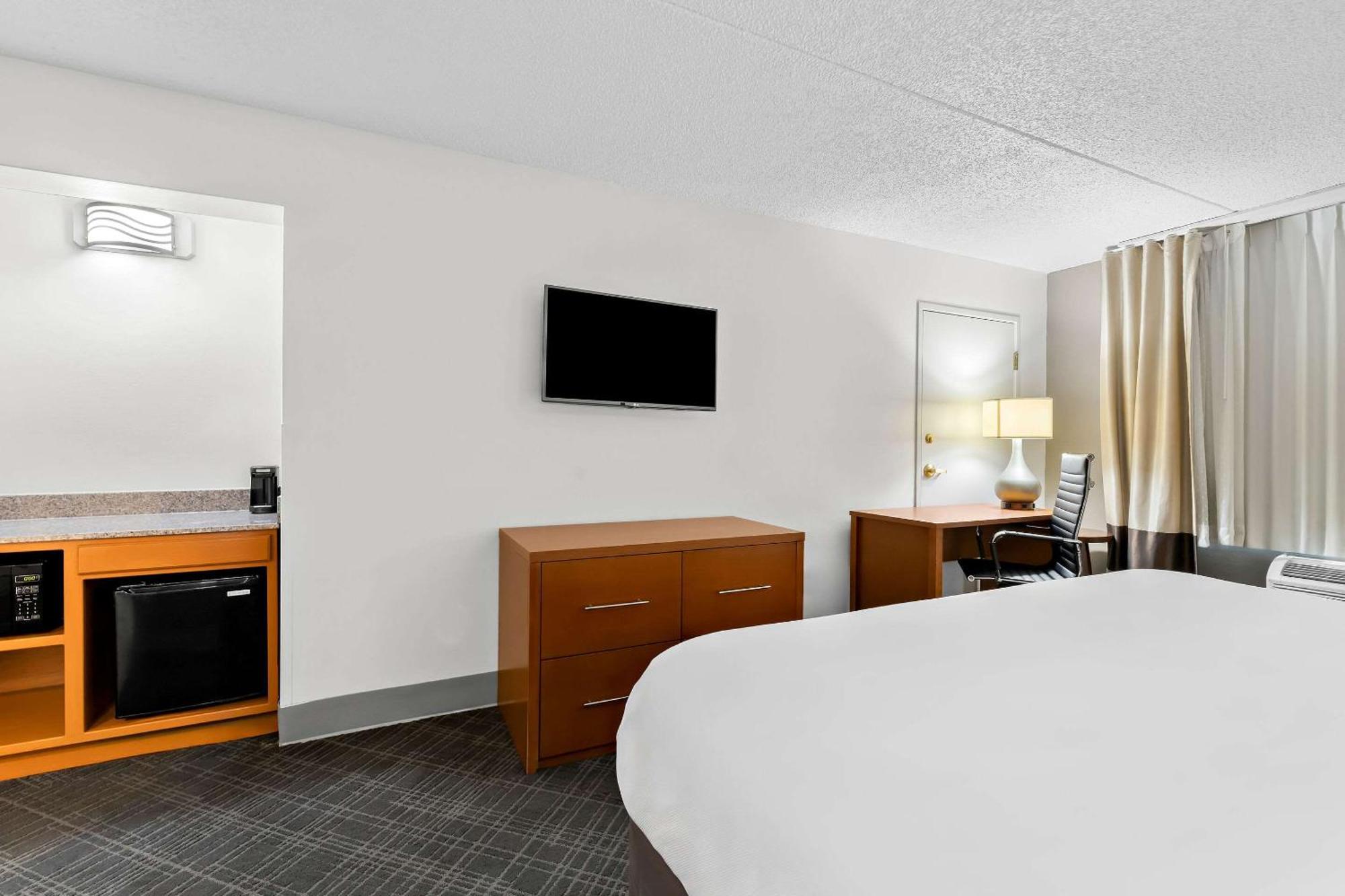 Comfort Inn & Suites Nashville Near Tanger Outlets I-24 Antioch Exteriör bild