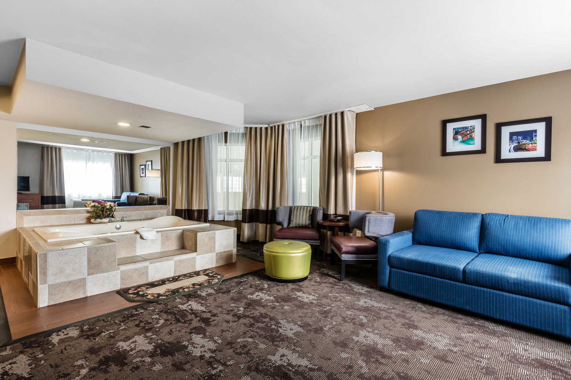 Comfort Inn & Suites Nashville Near Tanger Outlets I-24 Antioch Rum bild